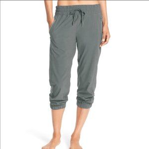Zella Capri Sage Jogger